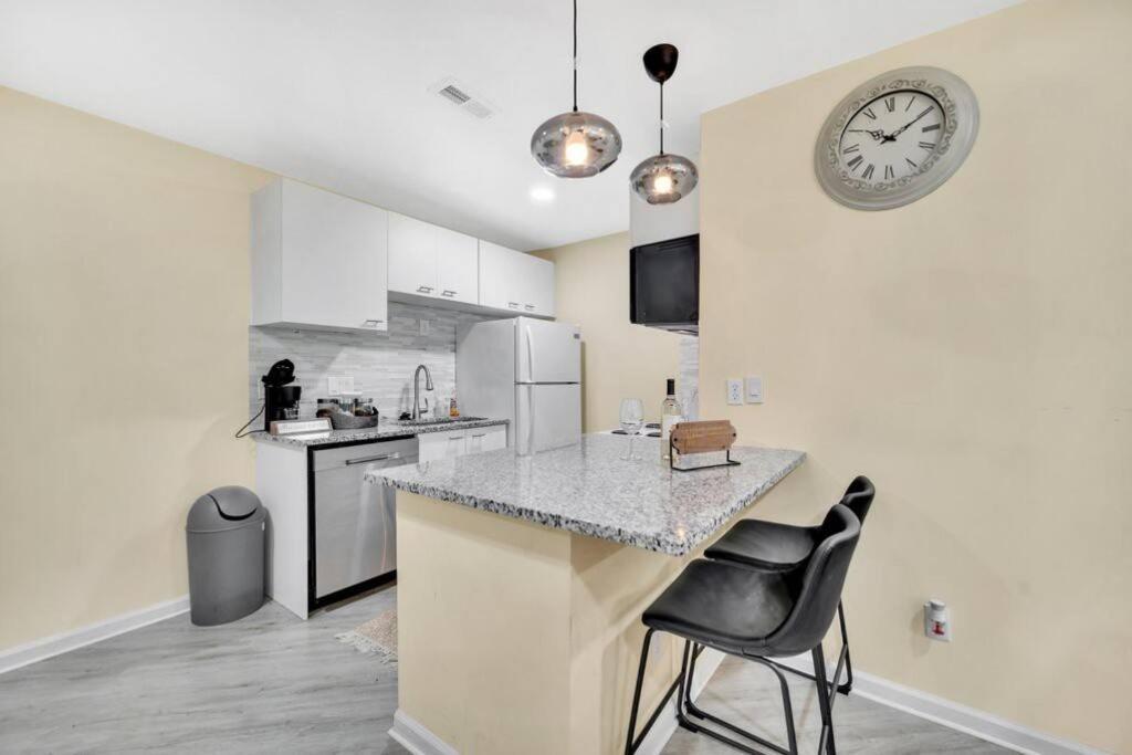 Cozy 2 Bedroom Pineville-Matthews Duplex Sleeps 8 Charlotte Eksteriør bilde